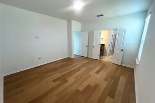 365 Young St, Buda, TX 78610 - Photo 8