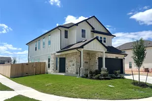 365 Young St, Buda, TX 78610 - Photo 2