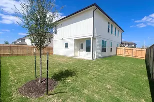 365 Young St, Buda, TX 78610 - Photo 22