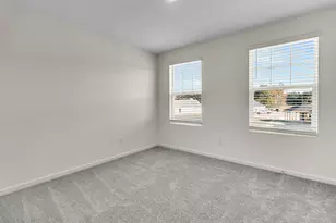 320 Sieders St, Taylor, TX 76574 - Photo 8