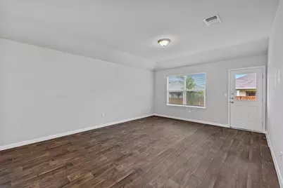 14006 Macquarie Drive, Pflugerville, TX 78660 - Photo 12