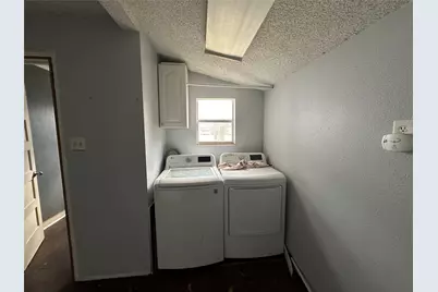 102 W Mesquite Street #B, Granger, TX 76530 - Photo 10