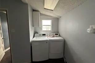 102 W Mesquite St, Granger, TX 76530 - Photo 10