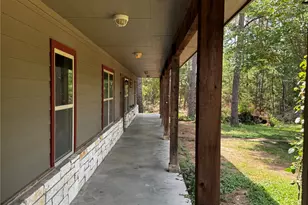 106 Shetland Ln, Bastrop, TX 78602 - Photo 2