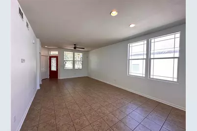 1020 Nevarez, Kyle, TX 78640 - Photo 6