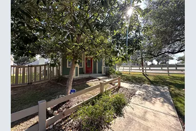 1020 Nevarez, Kyle, TX 78640 - Photo 2