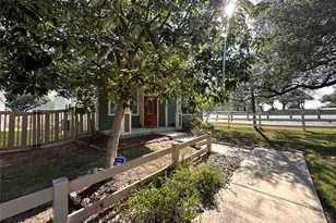 1020 Nevarez, Kyle, TX 78640 - Photo 2