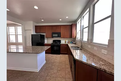 1020 Nevarez, Kyle, TX 78640 - Photo 8