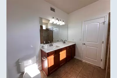 1020 Nevarez, Kyle, TX 78640 - Photo 16