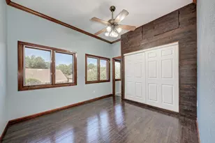 10909 Legends Ln, Austin, TX 78747 - Photo 22