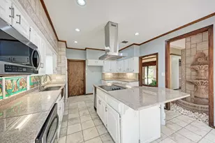 10909 Legends Ln, Austin, TX 78747 - Photo 10