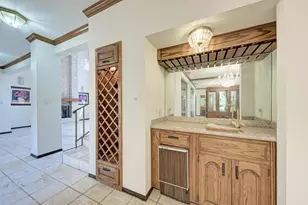 10909 Legends Ln, Austin, TX 78747 - Photo 8