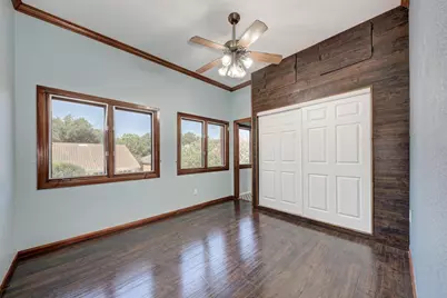10909 Legends Lane, Austin, TX 78747 - Photo 24