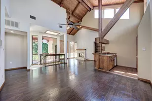 10909 Legends Ln, Austin, TX 78747 - Photo 20