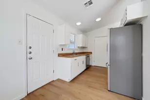 9600 Sugar Hill Dr, Austin, TX 78748 - Photo 8