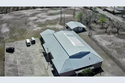 1111 E Avenue D Avenue, Kingsville, TX 78363 - Photo 2