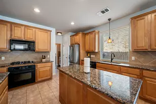 2917 Laurel Grove Way, Round Rock, TX 78681 - Photo 6
