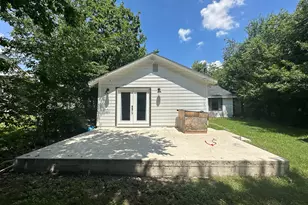 403 Lizzie St, Taylor, TX 76574 - Photo 28