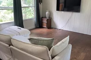 128 Park Dr, Bastrop, TX 78602 - Photo 6
