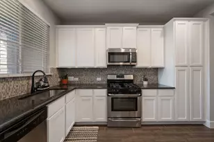 7408 Wildcat Pass, Austin, TX 78757 - Photo 10