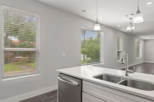 6109 Cherrylawn Cir, Austin, TX 78723 - Photo 12