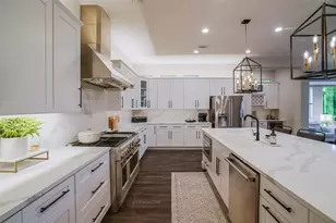 7412 Doswell Ln, Austin, TX 78739 - Photo 12