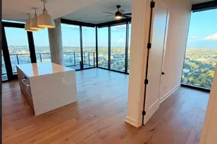 84 East Ave Ave, Austin, TX 78701 - Photo 2