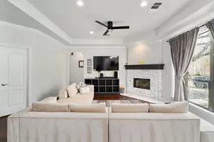 13700 Layton Loop, Austin, TX 78727 - Photo 4