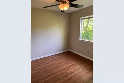 6204 Shadow Bend, Austin, TX 78745 - Photo 12