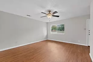 6204 Shadow Bend, Austin, TX 78745 - Photo 4