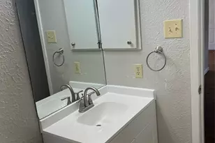 6204 Shadow Bend, Austin, TX 78745 - Photo 20