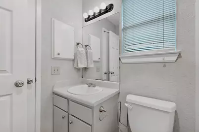 6204 Shadow Bend, Austin, TX 78745 - Photo 26