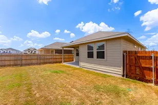 6310 Wolf Pack Dr, Pflugerville, TX 78660 - Photo 30