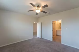 6310 Wolf Pack Dr, Pflugerville, TX 78660 - Photo 18