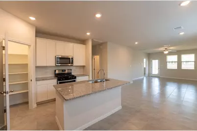 6310 Wolf Pack Drive, Pflugerville, TX 78660 - Photo 8