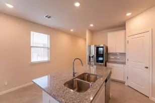 6310 Wolf Pack Dr, Pflugerville, TX 78660 - Photo 10