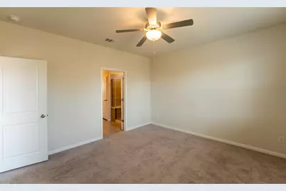 6310 Wolf Pack Drive, Pflugerville, TX 78660 - Photo 16