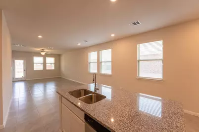 6310 Wolf Pack Drive, Pflugerville, TX 78660 - Photo 12