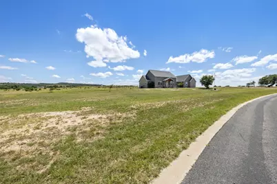 105 Mesa Grande Court, Marble Falls, TX 78654 - Photo 6