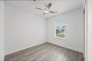 1100 Monte Vista Dr, Lockhart, TX 78644 - Photo 14