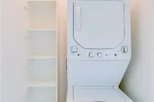 1906 E 17th St, Austin, TX 78702 - Photo 24