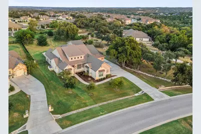 649 Bunker Ranch Boulevard, Dripping Springs, TX 78620 - Photo 2
