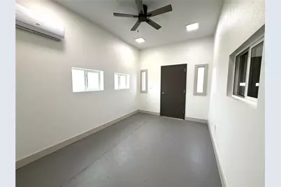 1541 E Pierce Street, Luling, TX 78648 - Photo 4