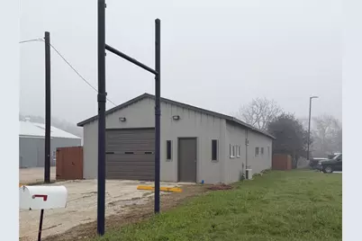 1541 E Pierce Street, Luling, TX 78648 - Photo 1