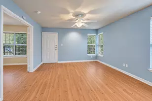 7685 Northcross Dr Dr, Austin, TX 78757 - Photo 2