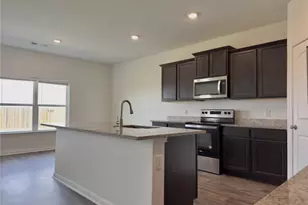 18304 Speculator Ln, Elgin, TX 78621 - Photo 10