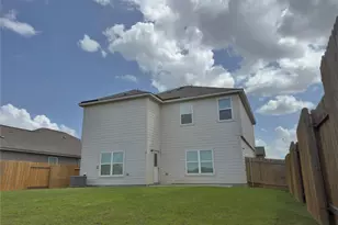 18304 Speculator Ln, Elgin, TX 78621 - Photo 36