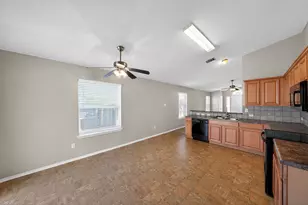 1007 Gentry Dr, Leander, TX 78641 - Photo 14