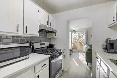 11904 Sunhillow Bend, Austin, TX 78758 - Photo 8