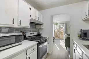 11904 Sunhillow Bend, Austin, TX 78758 - Photo 8